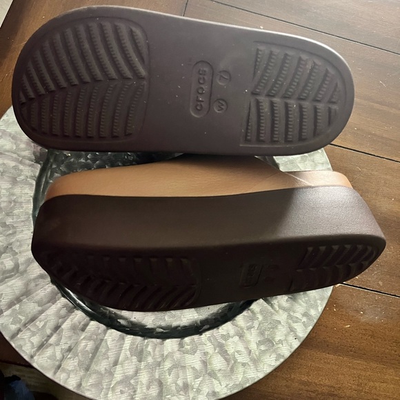 CROCS Brown Platform mules - Picture 2 of 3